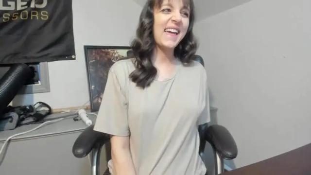 Image 7 of hi_cut_cutie Stream on Chaturbate on 2 months ago