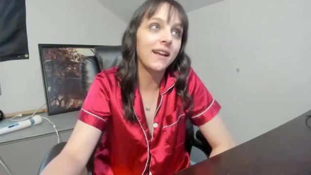 Image 10 of hi_cut_cutie Stream on Chaturbate on 2 months ago