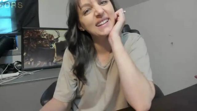Image 6 of hi_cut_cutie Stream on Chaturbate on 2 months ago