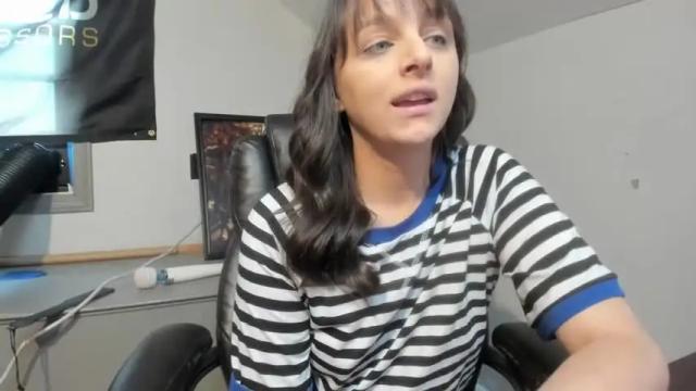 Thumbnail 2, hi_cut_cutie's Stream at Chaturbate, 2 months ago
