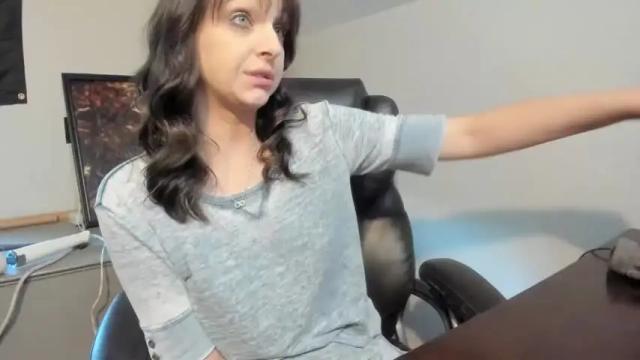 Image 10 of hi_cut_cutie Stream on Chaturbate on 1 month ago