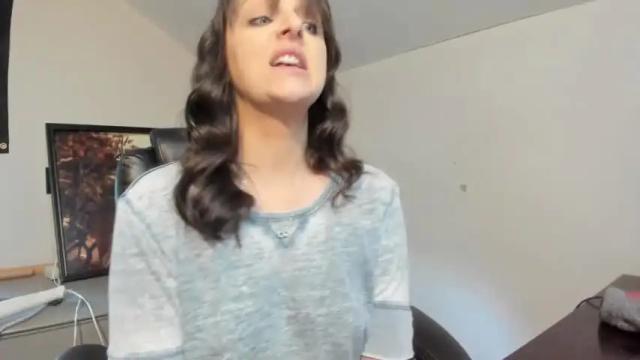 Image 3 of hi_cut_cutie Stream on Chaturbate on 1 month ago