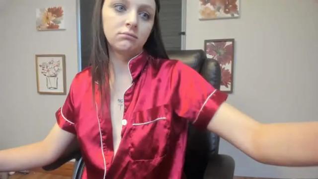 Image 2 of hi_cut_cutie Stream on Chaturbate on 24 days ago