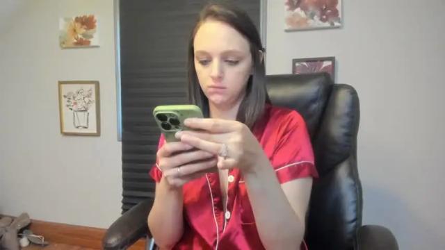 Image 7 of hi_cut_cutie Stream on Chaturbate on 24 days ago
