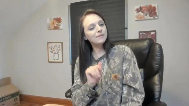 Image 6 of hi_cut_cutie Stream on Chaturbate on 21 days ago