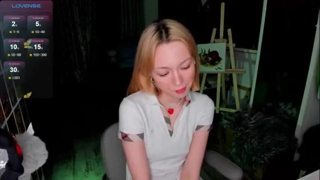 Image 2 of hi_diana Stream on Chaturbate on 1 month ago