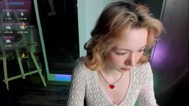 Image 4 of hi_diana Stream on Chaturbate on 1 month ago