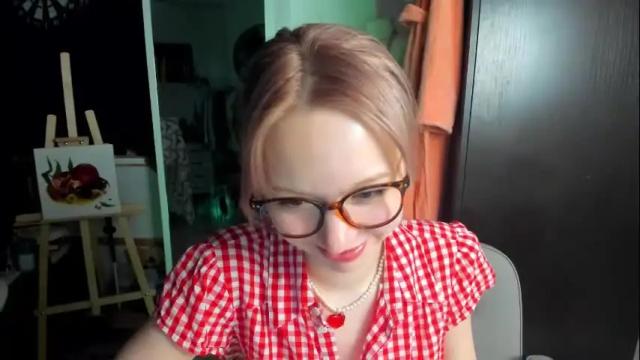 Image 2 of hi_diana Stream on Chaturbate on 13 days ago