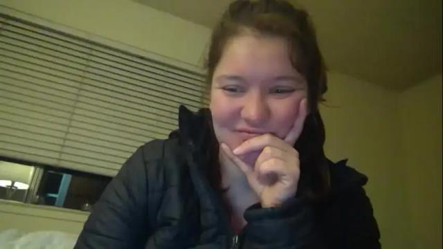 Image 3 of hi_emmy Stream on Chaturbate on 7 months ago