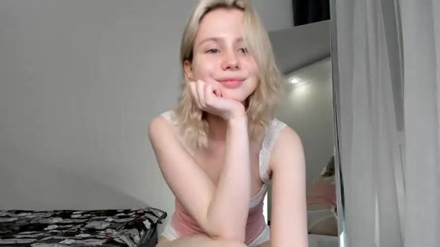 Image 10 of hi_popsy Stream on Chaturbate on 23 days ago
