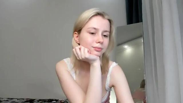 Image 3 of hi_popsy Stream on Chaturbate on 11 days ago