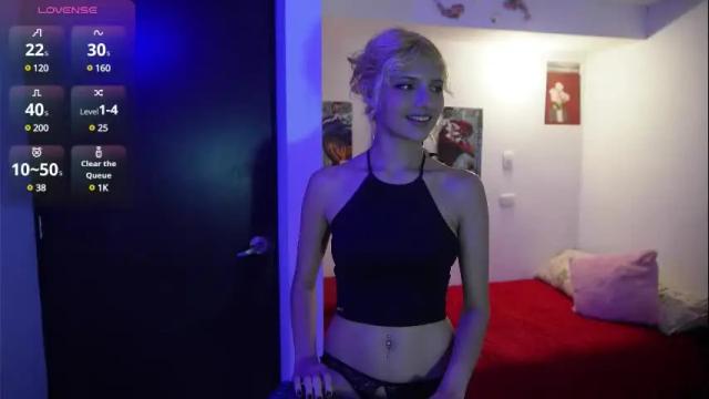Image 4 of hi_scarlett Stream on Chaturbate on 1 month ago
