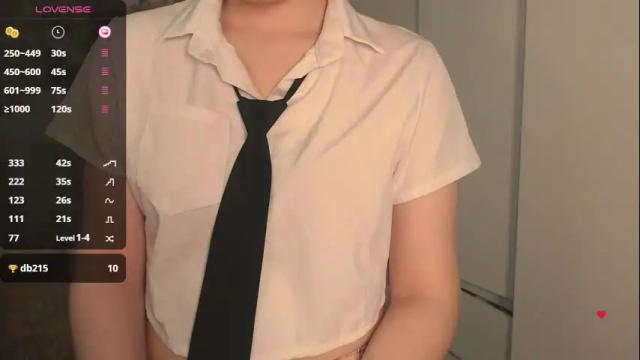 Image 10 of hiaru_cutie Stream on Chaturbate on 19 days ago
