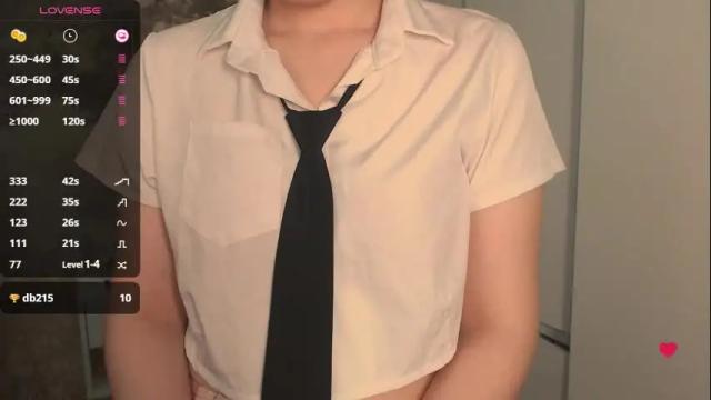 Image 11 of hiaru_cutie Stream on Chaturbate on 19 days ago