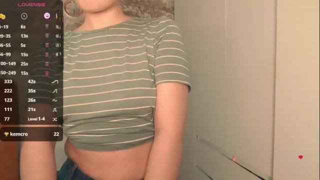 Image 4 of hiaru_cutie Stream on Chaturbate on 9 days ago