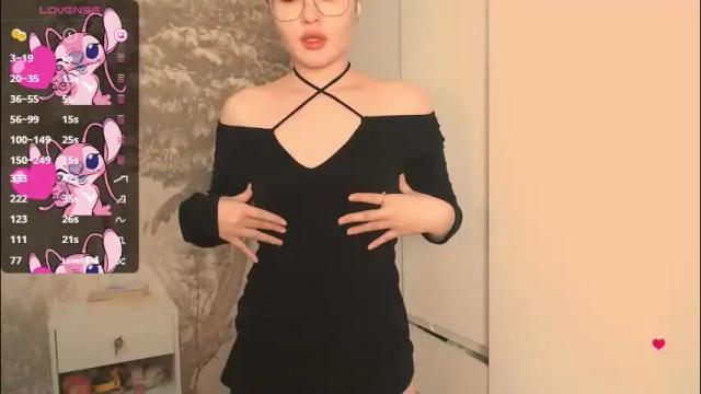 Image 4 of hiaru_cutie Stream on Chaturbate on 1 month ago