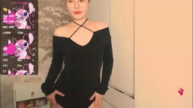 Image 7 of hiaru_cutie Stream on Chaturbate on 1 month ago