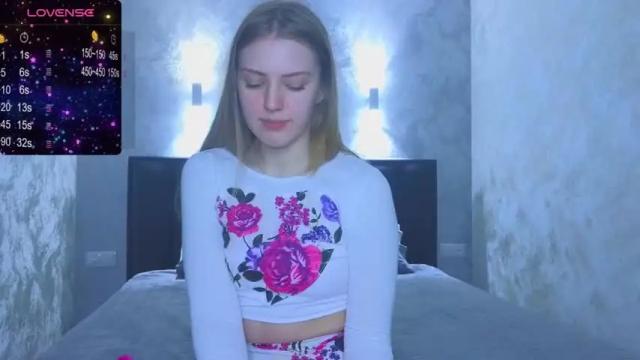 Image 2 of hichatur Stream on Chaturbate on 20 months ago