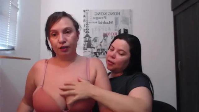 Image 12 of hidden_tinna Stream on Chaturbate on 2 months ago