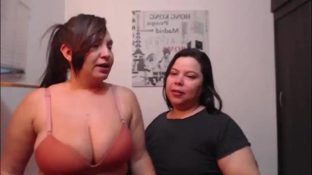 Image 7 of hidden_tinna Stream on Chaturbate on 2 months ago