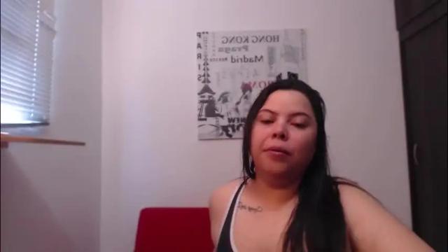 Image 10 of hidden_tinna Stream on Chaturbate on 2 months ago