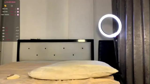Image 10 of highenough_queen Stream on Chaturbate on 12 days ago