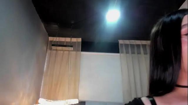 Image 8 of hiilaryfox Stream on Chaturbate on 3 months ago