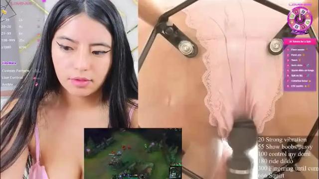 Image 2 of hikiko_doll_ Stream on Chaturbate on 2 months ago