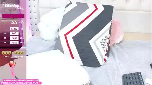 Image 3 of hikiko_doll_ Stream on Chaturbate on 2 days ago