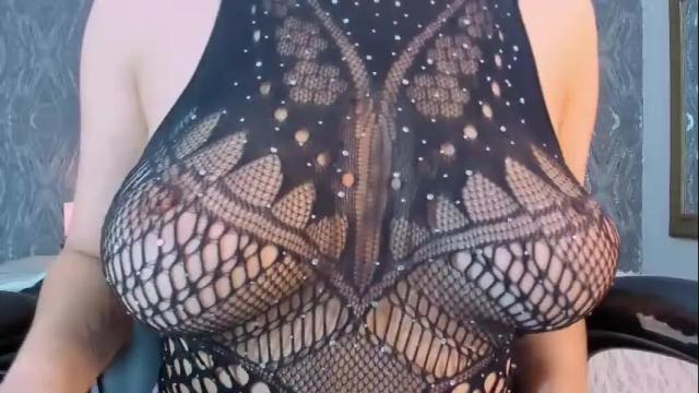 Image 7 of hilary_neuman Stream on Chaturbate on 1 month ago