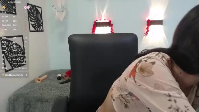 Image 10 of hilaryclowerx Stream on Chaturbate on 25 days ago