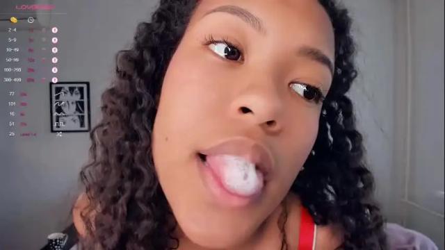Image 11 of hildahathorne Stream on Chaturbate on 1 month ago