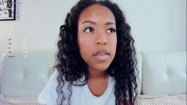 Image 7 of hildahathorne Stream on Chaturbate on 8 months ago