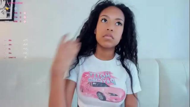 Image 2 of hildahathorne Stream on Chaturbate on 26 days ago