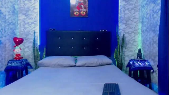 Image 4 of hillary15_xxx Stream on Chaturbate on 1 month ago