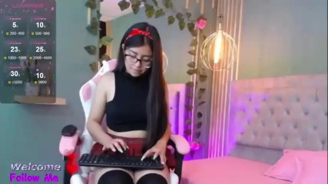 Image 10 of hillary_dallas Stream on Chaturbate on 19 months ago