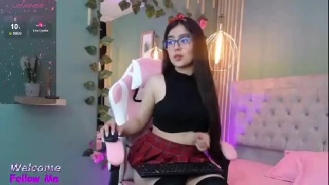 Image 3 of hillary_dallas Stream on Chaturbate on 19 months ago
