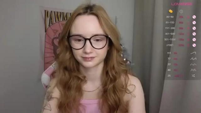 Image 10 of hillikitt Stream on Chaturbate on 23 months ago
