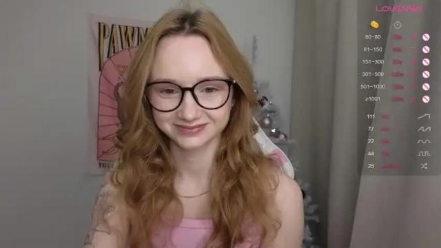 Image 12 of hillikitt Stream on Chaturbate on 23 months ago