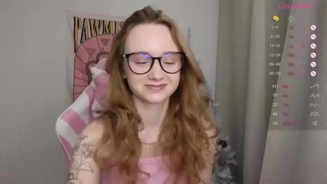 Image 8 of hillikitt Stream on Chaturbate on 23 months ago