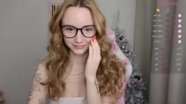Image 3 of hillikitt Stream on Chaturbate on 22 months ago