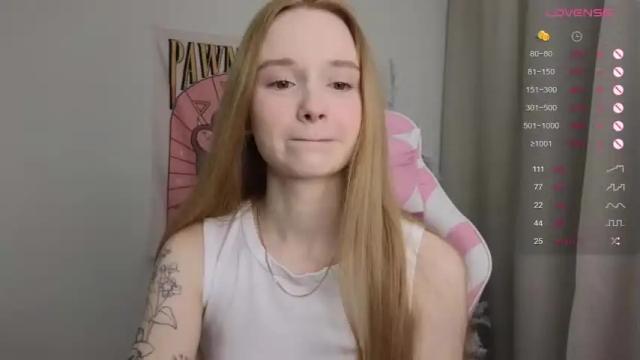 Image 2 of hillikitt Stream on Chaturbate on 22 months ago