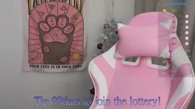 Image 10 of hillikitt Stream on Chaturbate on 22 months ago