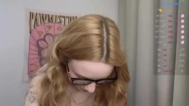 Image 7 of hillikitt Stream on Chaturbate on 21 months ago
