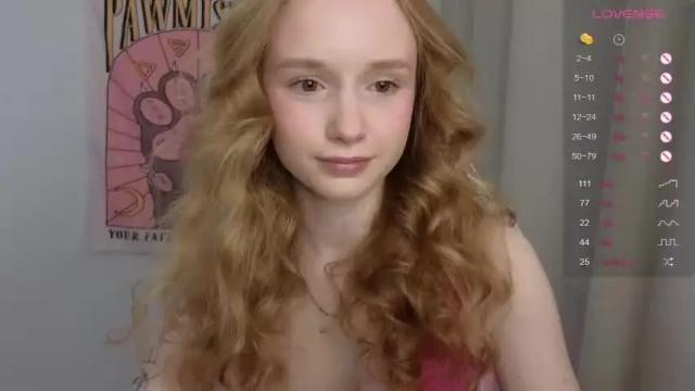 Image 7 of hillikitt Stream on Chaturbate on 21 months ago