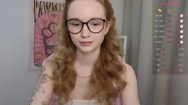Image 11 of hillikitt Stream on Chaturbate on 21 months ago