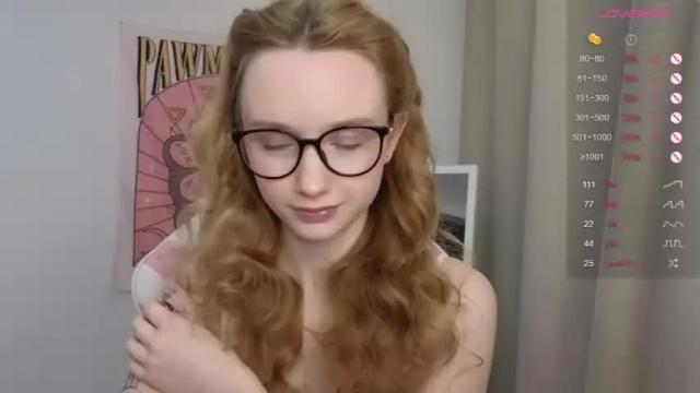 Image 6 of hillikitt Stream on Chaturbate on 21 months ago