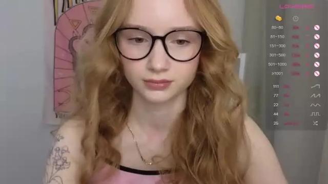 Image 6 of hillikitt Stream on Chaturbate on 21 months ago