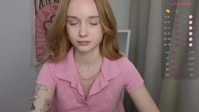 Image 2 of hillikitt Stream on Chaturbate on 21 months ago