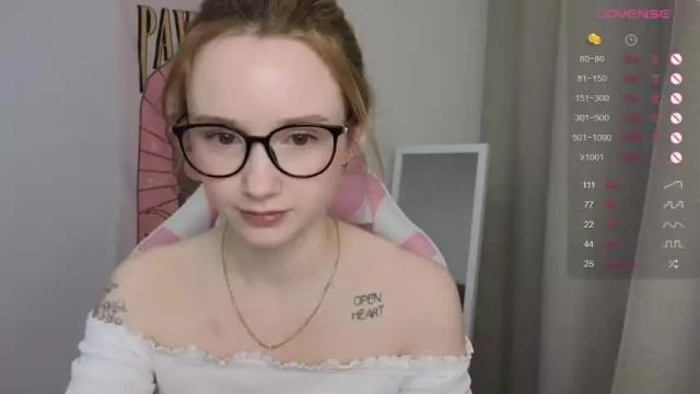 Image 3 of hillikitt Stream on Chaturbate on 21 months ago